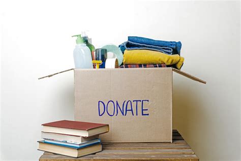 Donate goods .